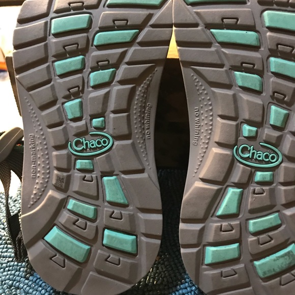 Girls Chaco Size 11 - Picture 3 of 5